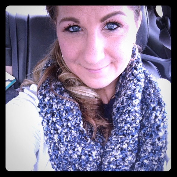 Handmade infinity scarf - 100% homespun yarn