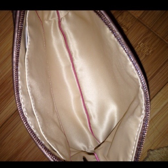 Coach wristlet - Picture 3 of 3