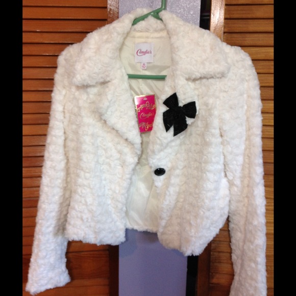Supersoft coverup jacket. Perfect for night out - Picture 1 of 3