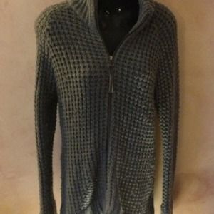 Gray zip sweater, super warm!
