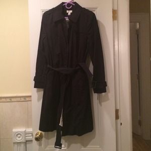 Ann Taylor LOFT trench & pink urban outfitters bag