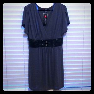 XL Grey V neck dress with black leather belt