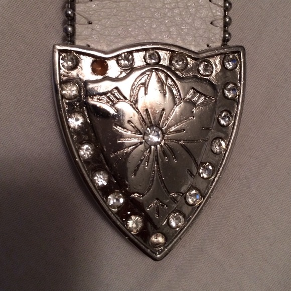 📦Sold!!!!!📦 White Rhinestone Studded Belt - Picture 3 of 4