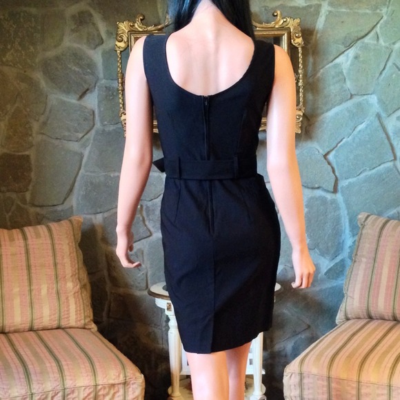 Little black dress - Picture 2 of 2