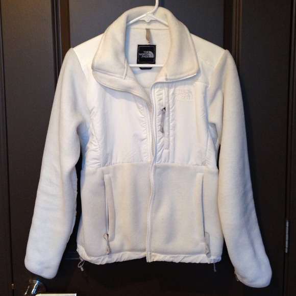 Like new white North Face fleece