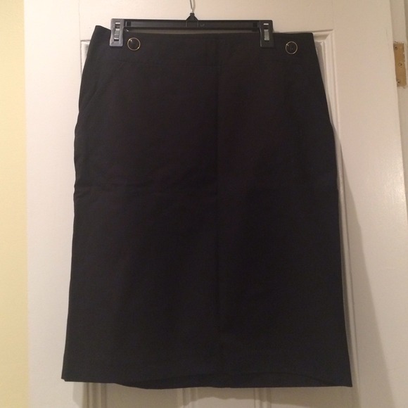 BUNDLE Banana Republic pencil skirt&LOFT necklace