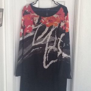 Beautiful worn one Christmas party!! No Pet/smoke