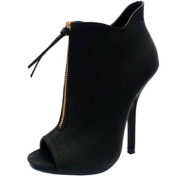 ❤️Women's Peep Toe Bootie❤️