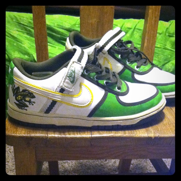 Nike vandals
