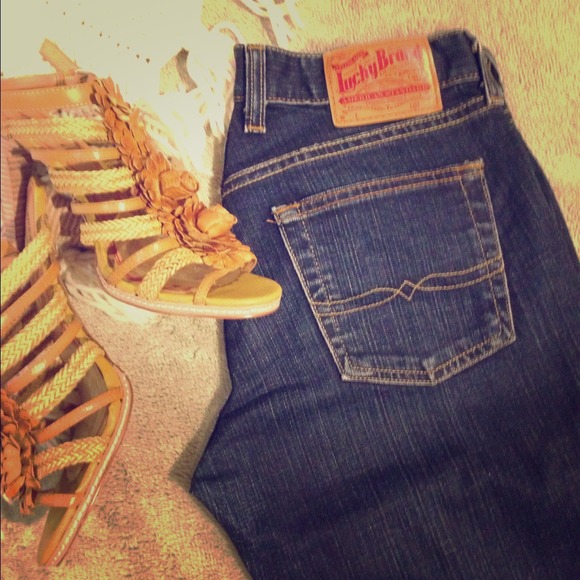 🚫 Sold - Lucky Brand Jeans. 🚫