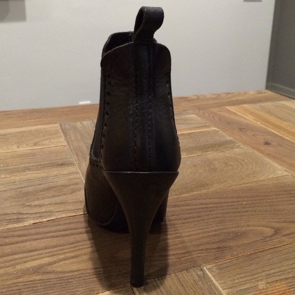 🎈SOLD🎈 Pedro Garcia booties - Picture 3 of 4