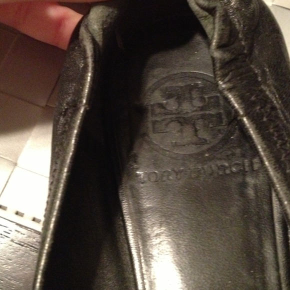 Authentic tory burch flats - Picture 4 of 4