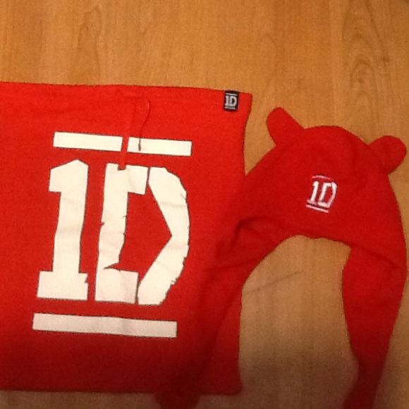 1D ( one direction ) drawstring bag & hat