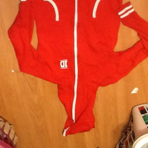 1D (one direction ) onesie! NWOT - Picture 3 of 4