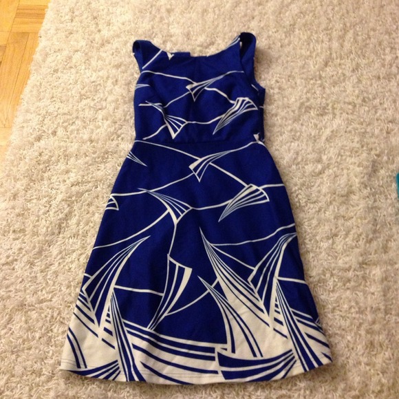 Dresses & Skirts - Blue dress