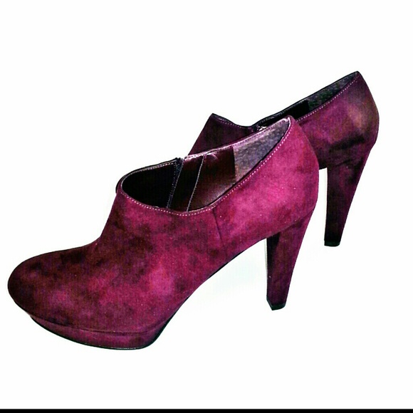 ?sold?MARC FISHER ANKLE BOOTIES SIZE 9, 9.5, 10