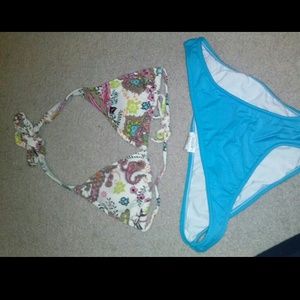 Adorable Roxy swimsuit!