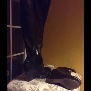 Knee high black boot