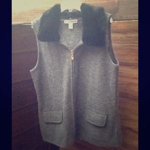 100% Wool Vest with removable Faux Fur Collar