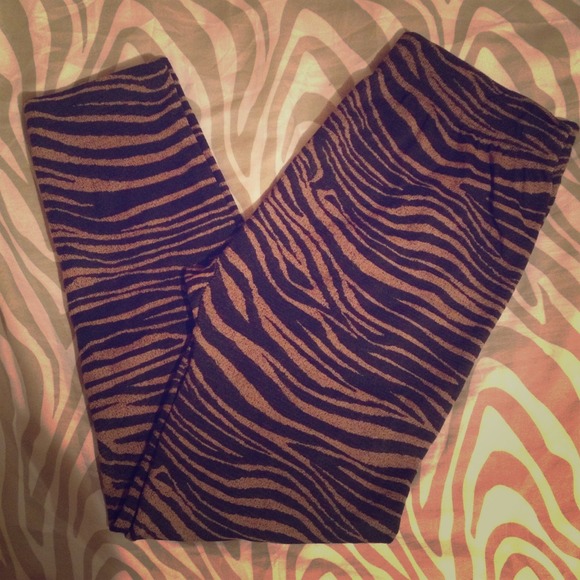 🚫SOLD🚫Animal Print Leggings