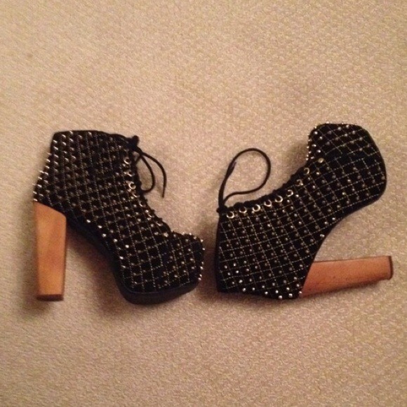 Jeffrey Campbell studded quilt Litas