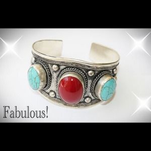 🌟Amazing Cuff Bracelet🌟Price Drop❗️