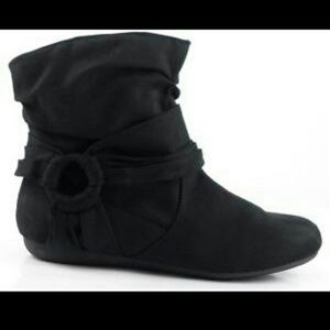 ●REDUCED●Rampage Booties Size 10