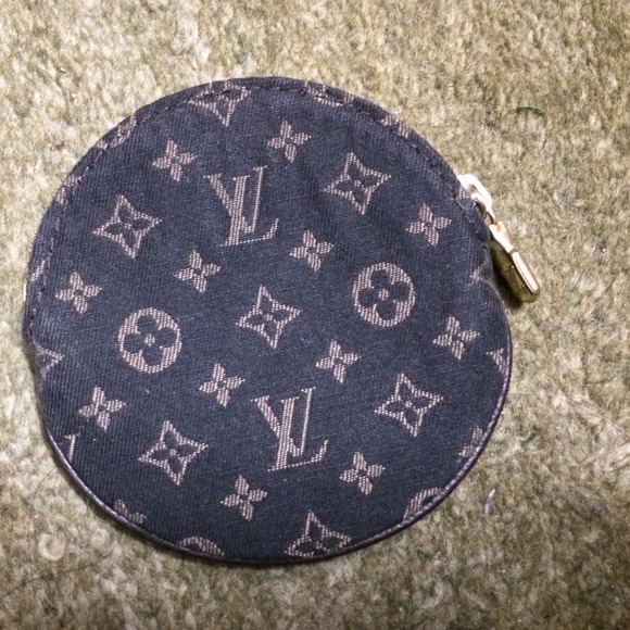 Louis Vuitton Mini Monogram Change Purse - Picture 1 of 4