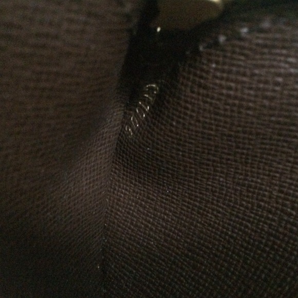 Louis Vuitton Mini Monogram Change Purse - Picture 4 of 4