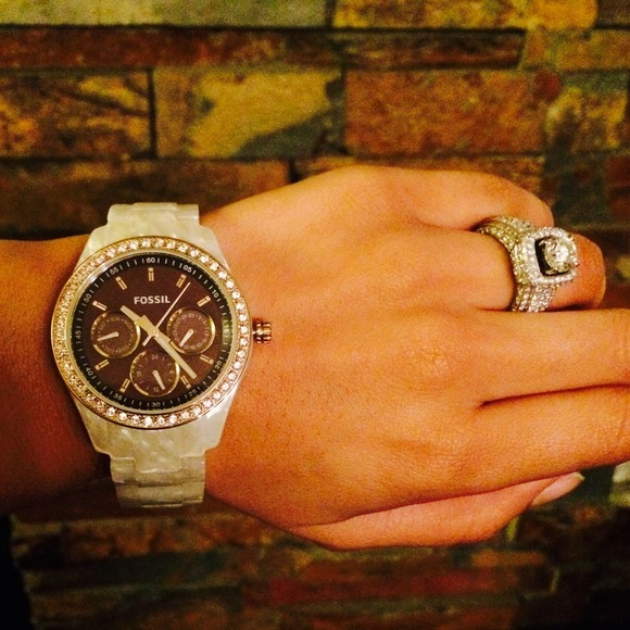 Fossil watch💛❌for MMgr...