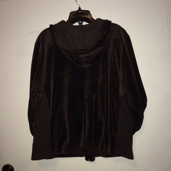 Plus size velvet sweater - Picture 2 of 4