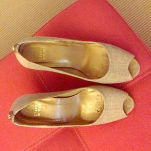 Stuart Weizmann Opentoe Wedges