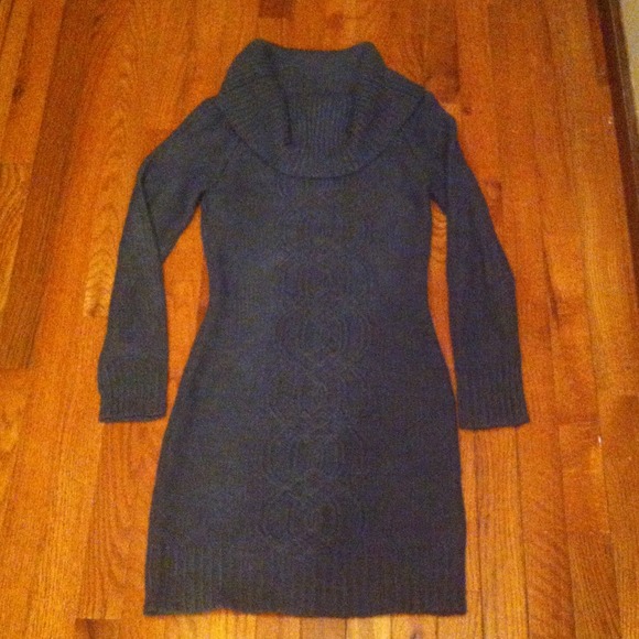 Knee length grey sweater/dress.
