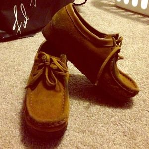 REDUCED Clark's wallabee