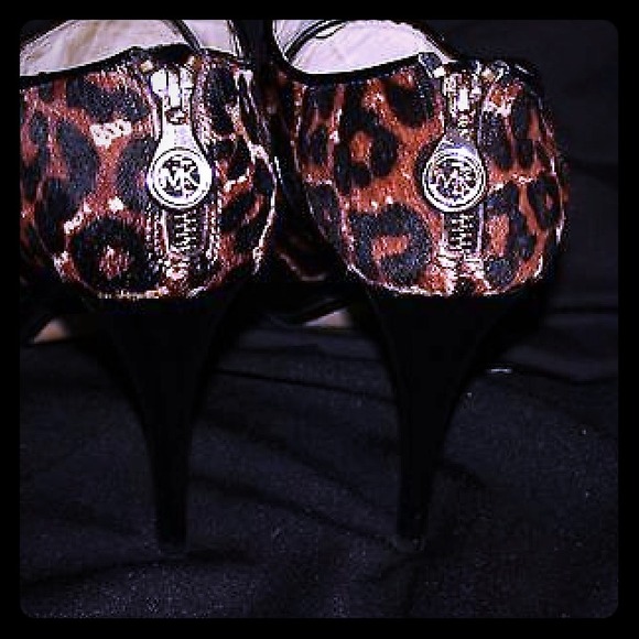 NEW Michael Kors heels