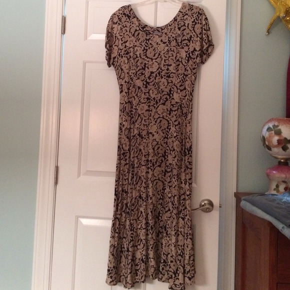 Long flowing black and beige print dress
