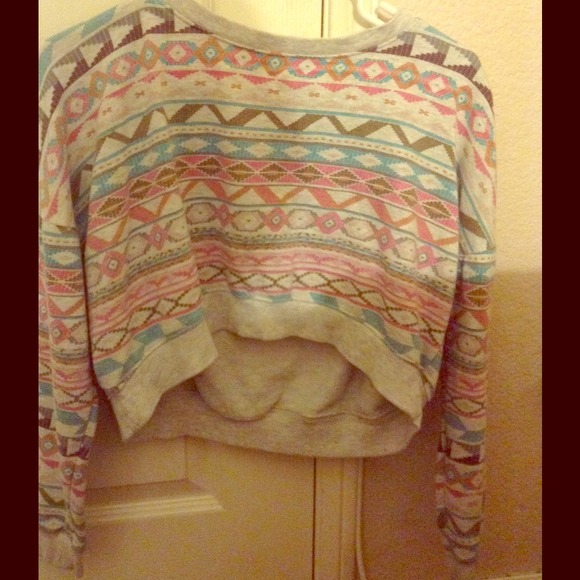 Forever 21 pullover shirt super cute!