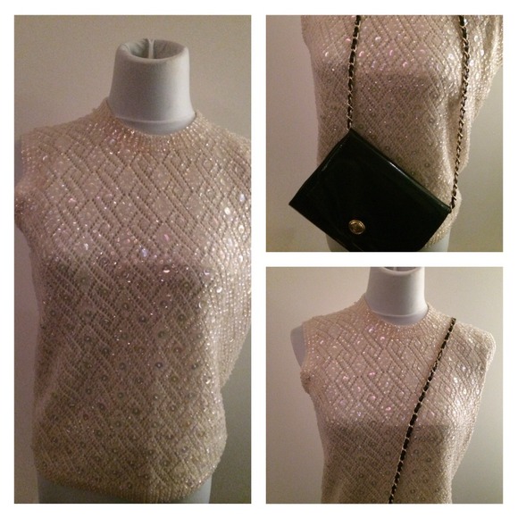 Vintage sequined top in mint condition!