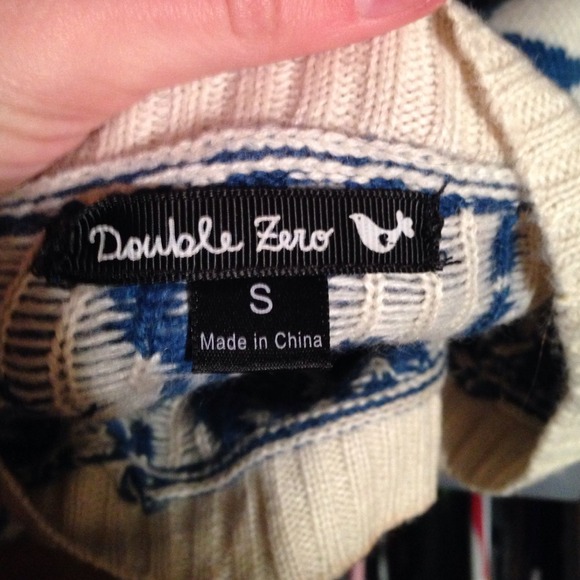 Sweater - Picture 3 of 3