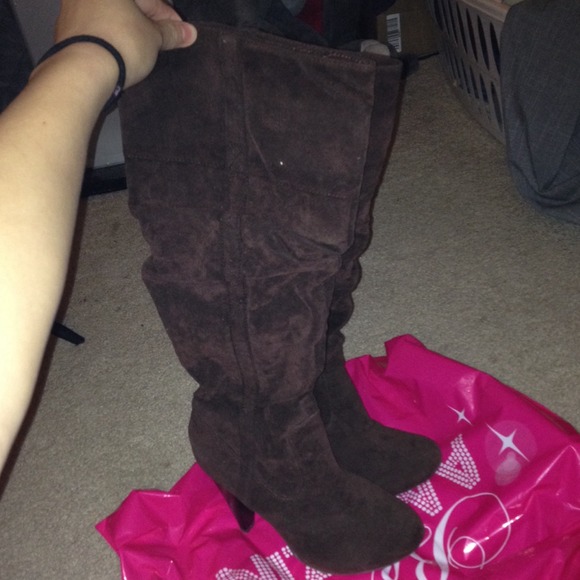 Brown suede knee hi boots