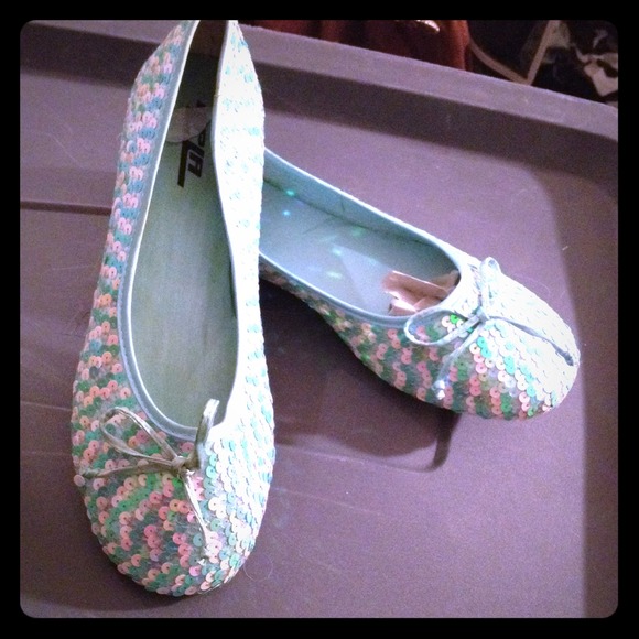 Mint flats.
