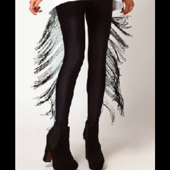 Unique tassel leggings