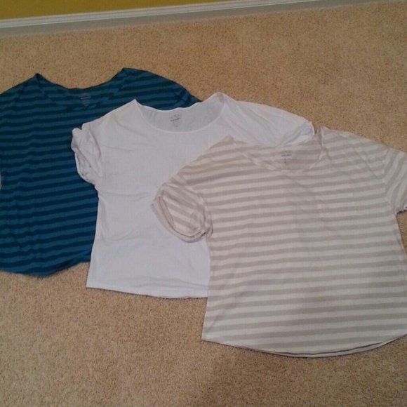 *Sold* Old Navy Top Bundle!