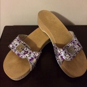 Nice and comfortable slip on Dr Scholes.