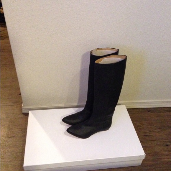 Margiela for H&M, knee-high leather boot. - Picture 2 of 3