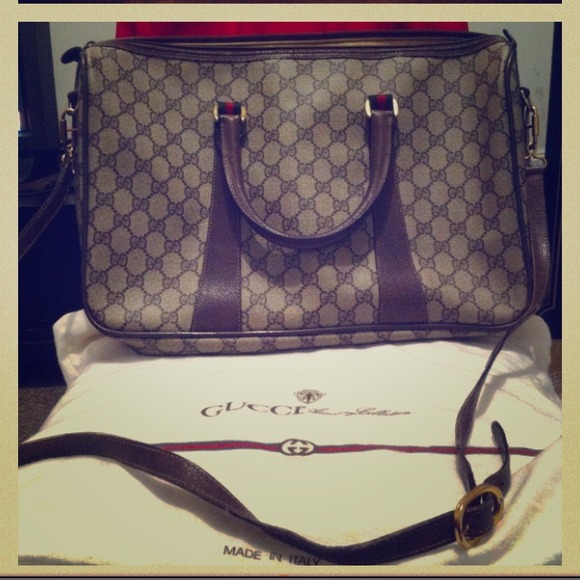 SALE🎉Vintage Gucci from the accessory collection