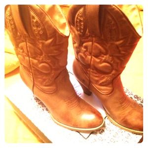 Camel cowboy boots! Worn Once!