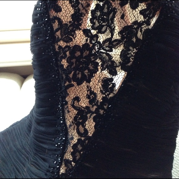 SALE! HP x2🎉Gorgeous lace dress! - Picture 2 of 4
