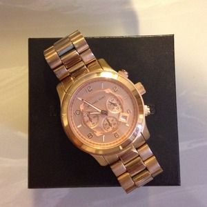 Michael Kors Rose Golden Runway Oversized Watch
