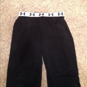 NWOT Under Armour pants